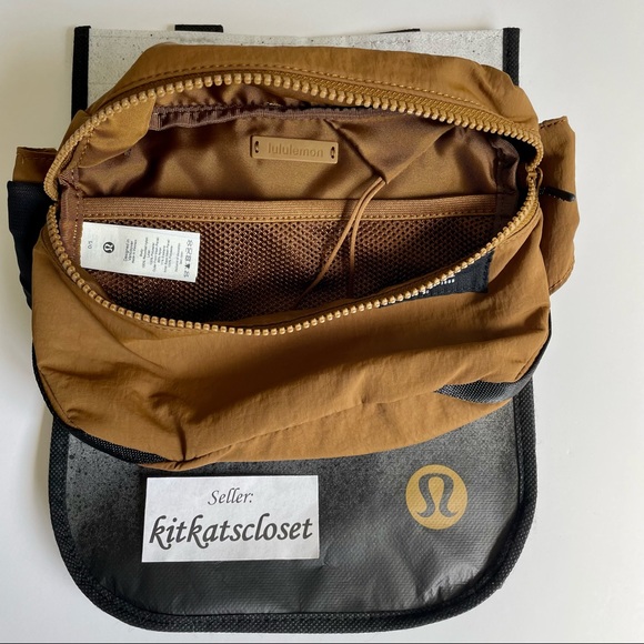 🆕 NWT lululemon clean lines belt bag 2L - burnt caramel/black - Picture 7 of 13